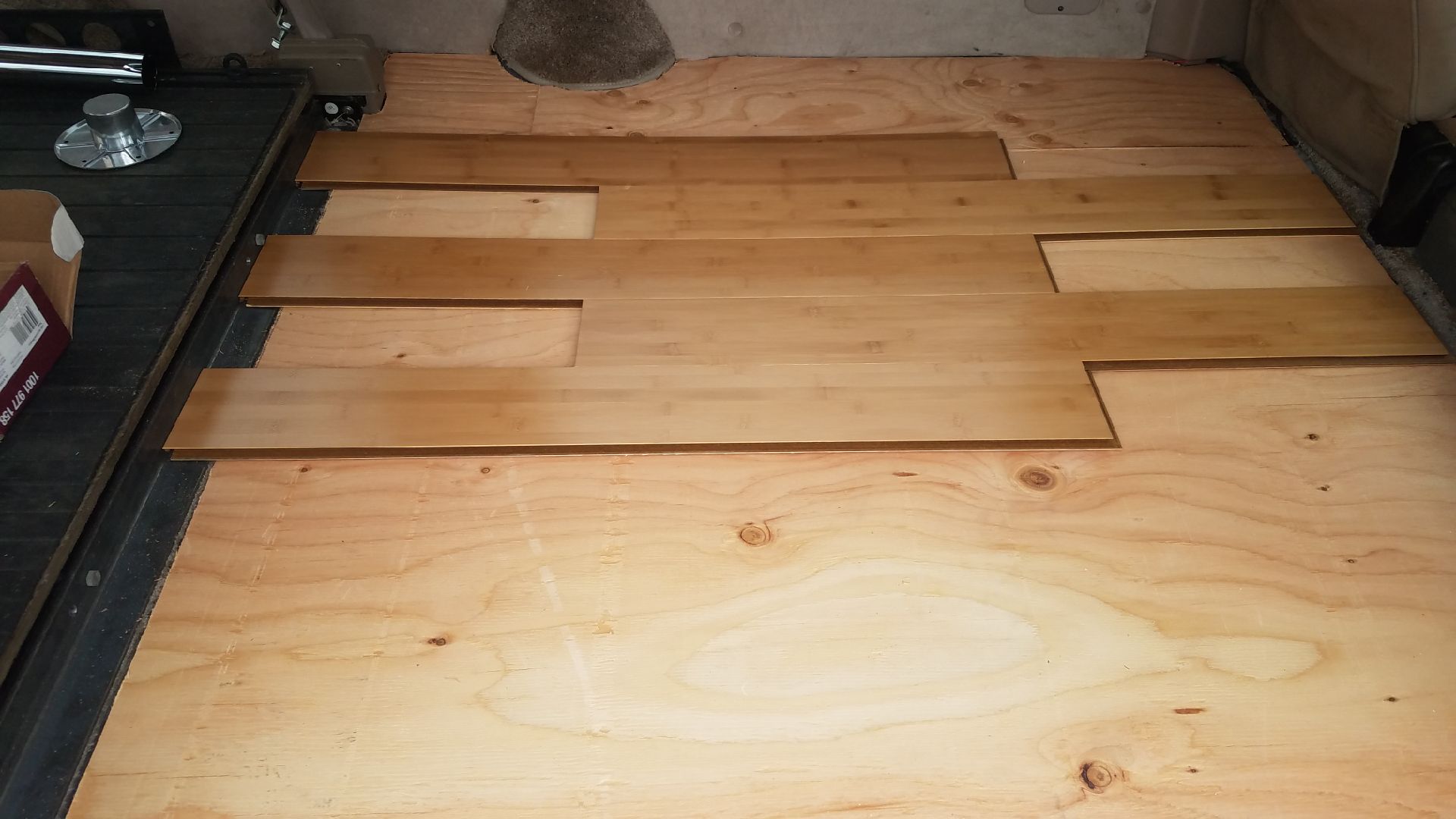 Flooring Layout01