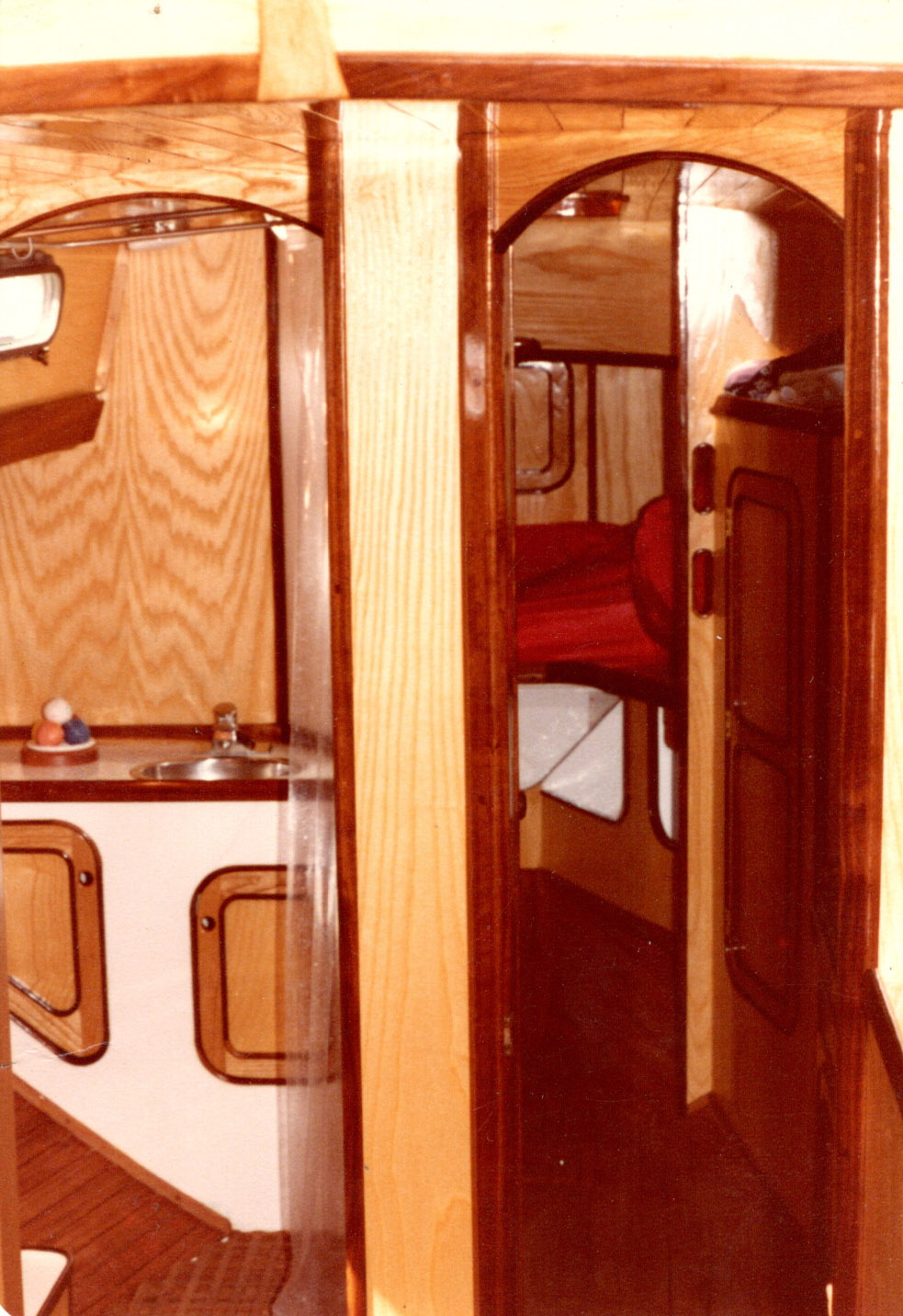 Yacht Interior03